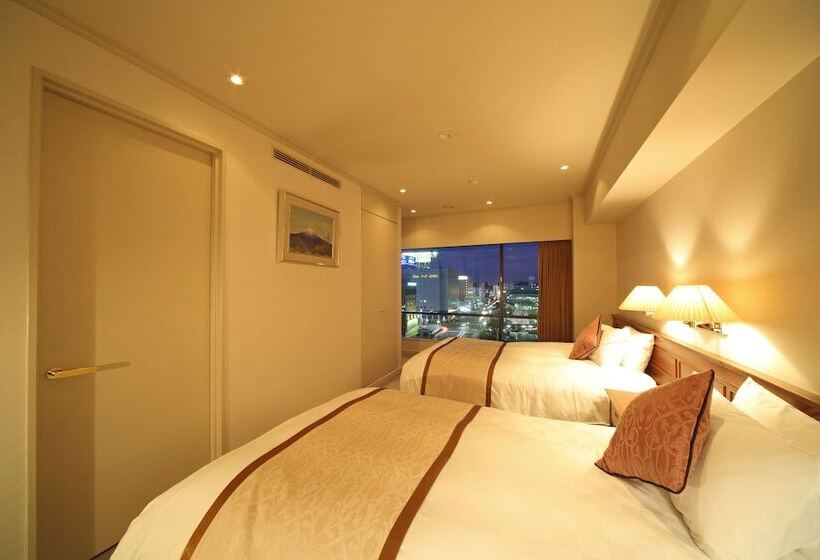 בית מלון כפרי Harvest In Yonago