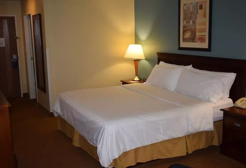 Отель Wingate By Wyndham Newell