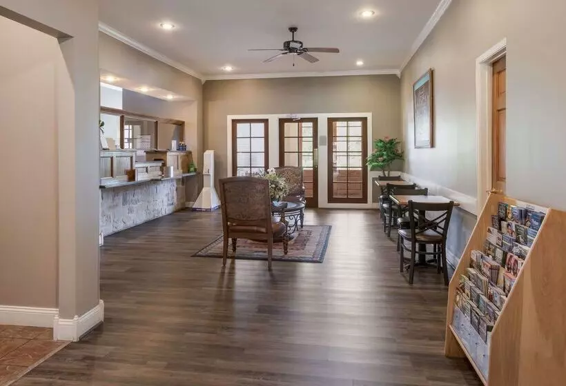 Surestay Hotel By Best Western Leesville