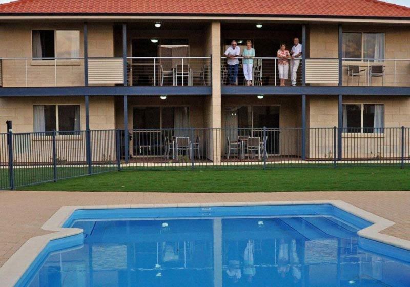 Pinnacles Edge Resort