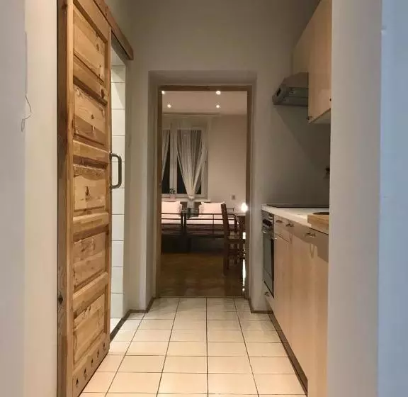Hostel Mango