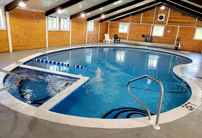 בית מלון כפרי All Seasons Inn & Suites