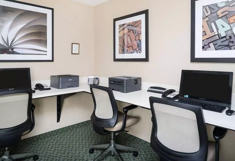 Отель Candlewood Suites Olympia   Lacey, An Ihg