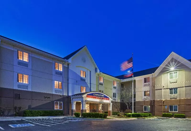 호텔 Candlewood Suites Owasso, An Ihg