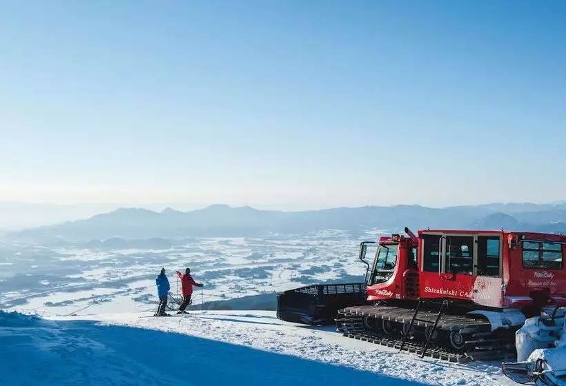 ホテル Shizukuishi Prince