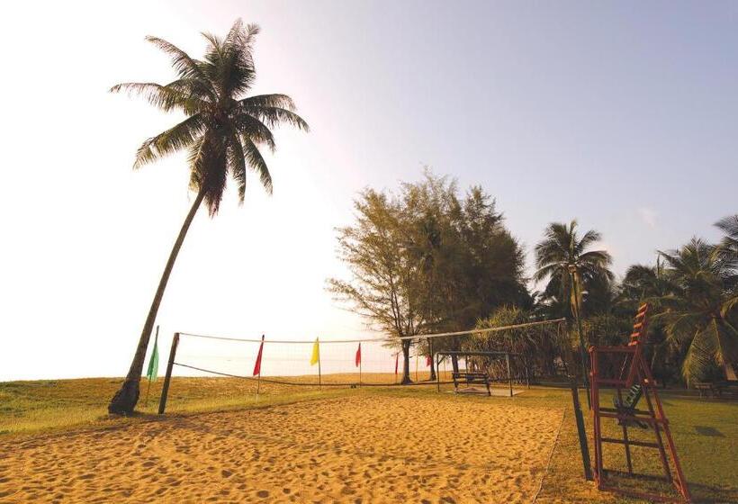 Отель The Qamar Paka