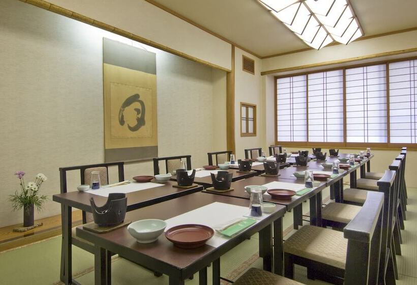 Moriaki Ryokan