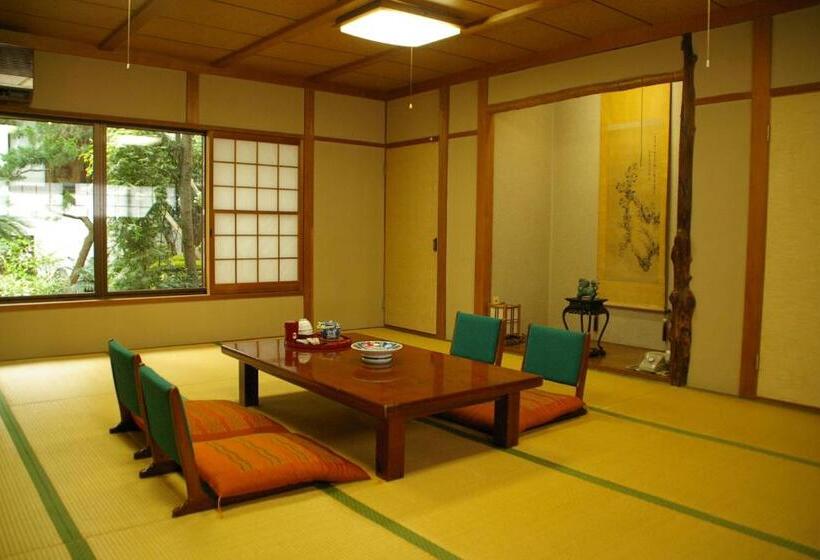 Toramaru Ryokan