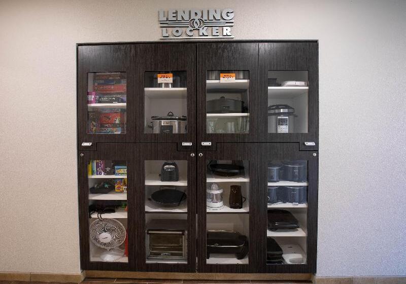 ホテル Candlewood Suites Saint Joseph