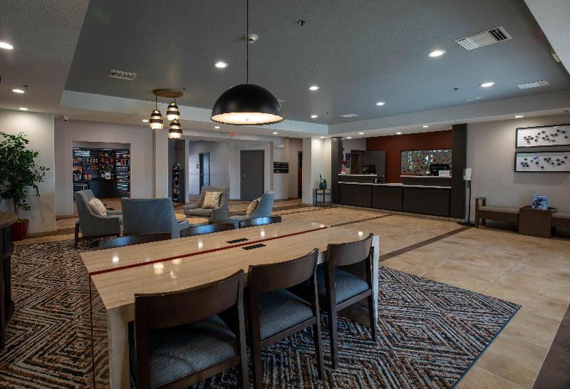 ホテル Candlewood Suites Saint Joseph