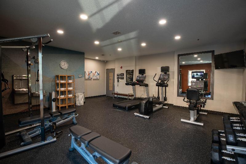 ホテル Candlewood Suites Saint Joseph