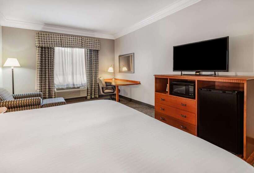 فندق Days Inn By Wyndham Alta Vista