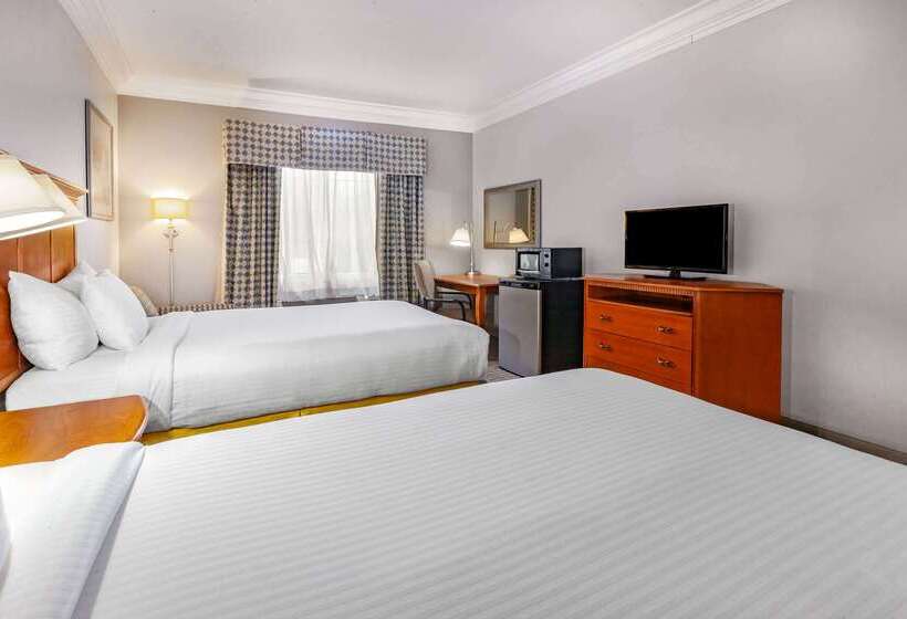 فندق Days Inn By Wyndham Alta Vista