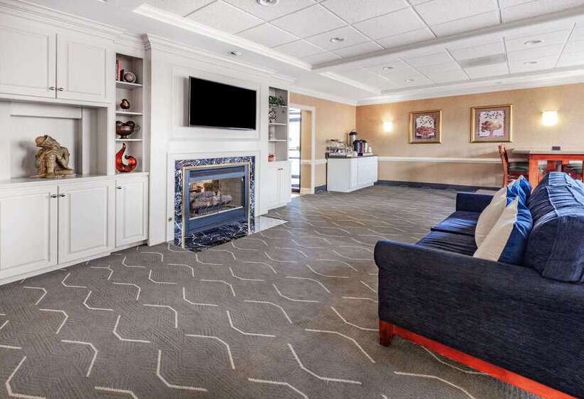 فندق Days Inn By Wyndham Alta Vista