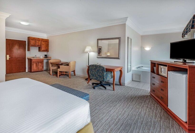 فندق Days Inn By Wyndham Alta Vista