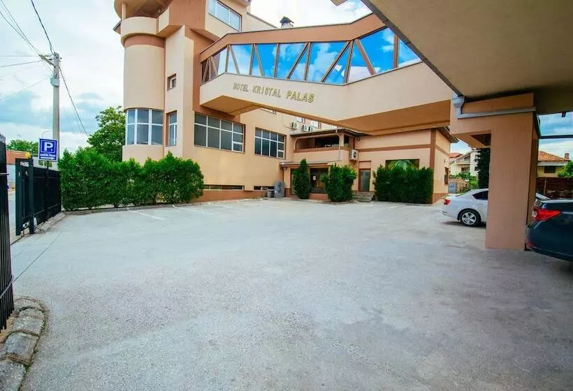 هتل Kristal Palas