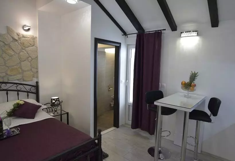 Hotel Kuzma Rooms