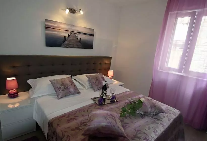 Hotel Kuzma Rooms