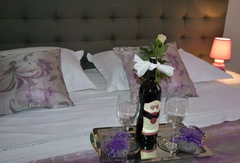 Hotel Kuzma Rooms