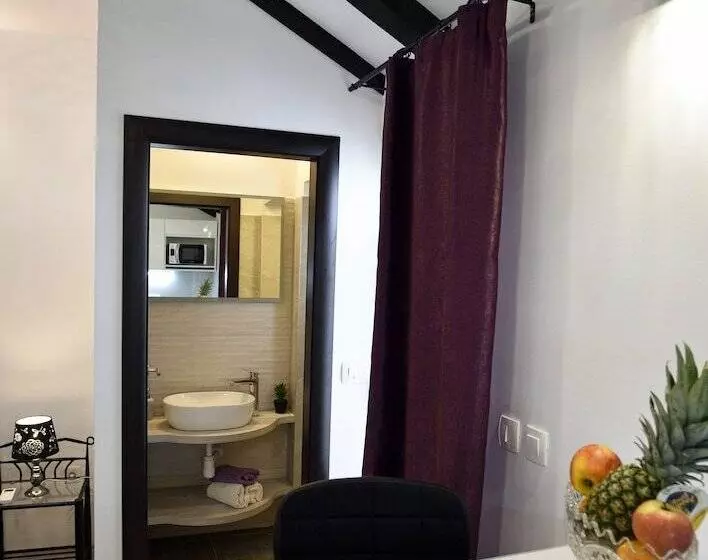 Hotel Kuzma Rooms