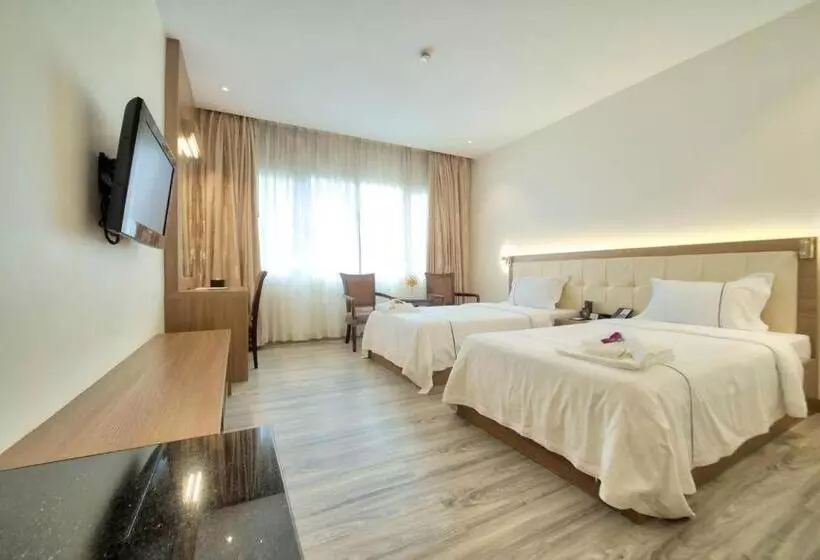 בית מלון כפרי Le President