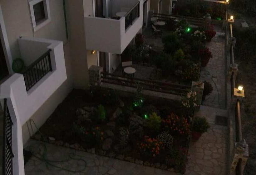 בית מלון כפרי Marina