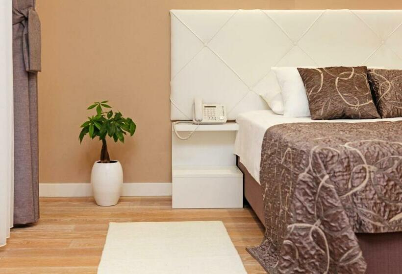 فندق Villa Telenta