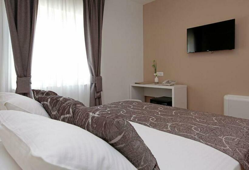 فندق Villa Telenta