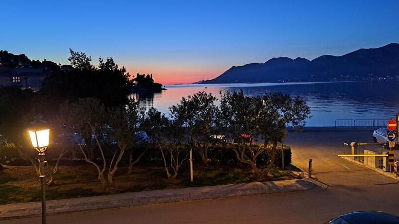 膳宿费 Accommodation Old Town Vitaic