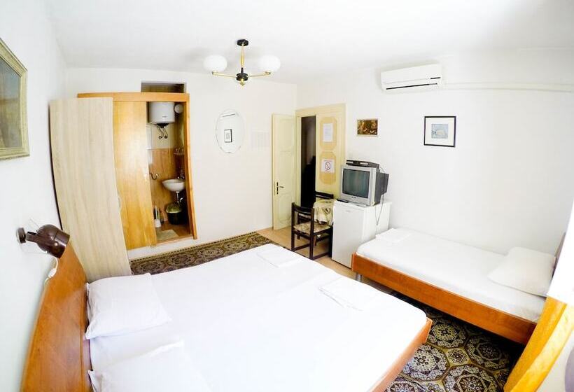 膳宿费 Accommodation Old Town Vitaic