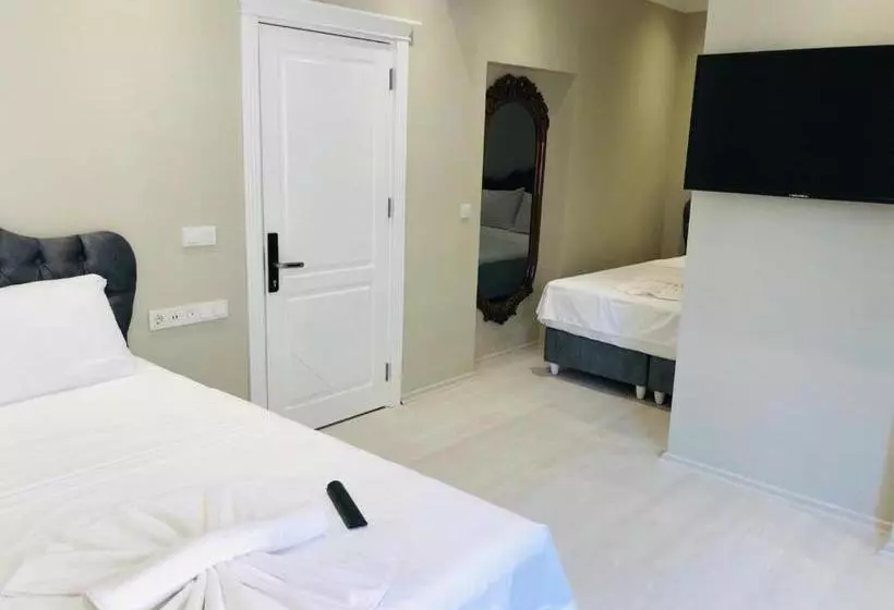 هاستل The Empress Theodora Hotel Ll