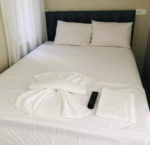 هاستل The Empress Theodora Hotel Ll