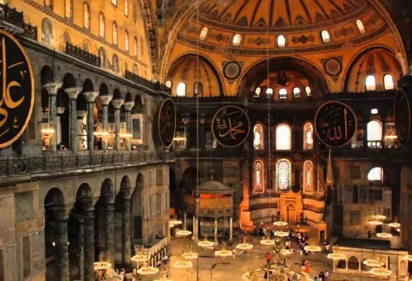 هاستل The Empress Theodora Hotel Ll