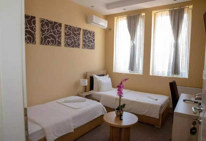 Garni Hotel Biser