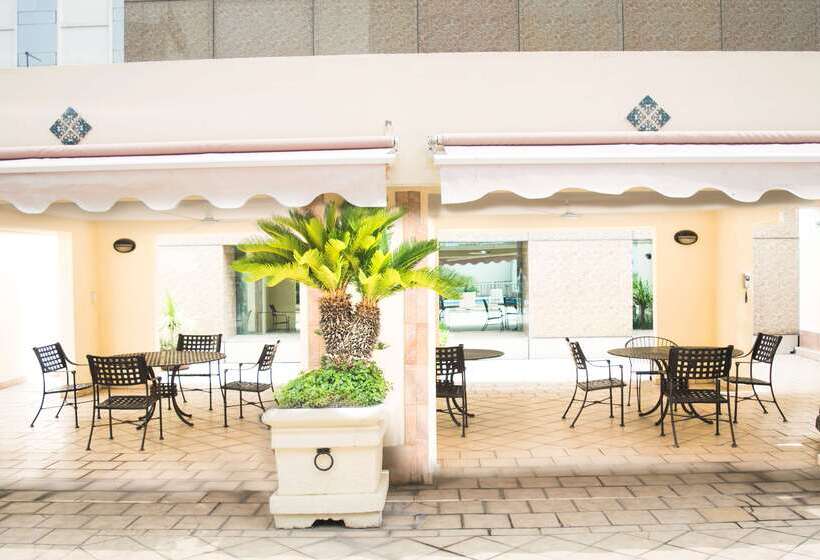 Istay Hotel Monterrey Histórico