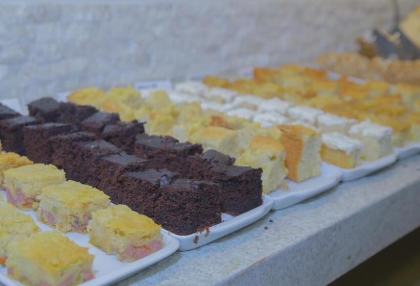 בית מלון כפרי Lito Palace