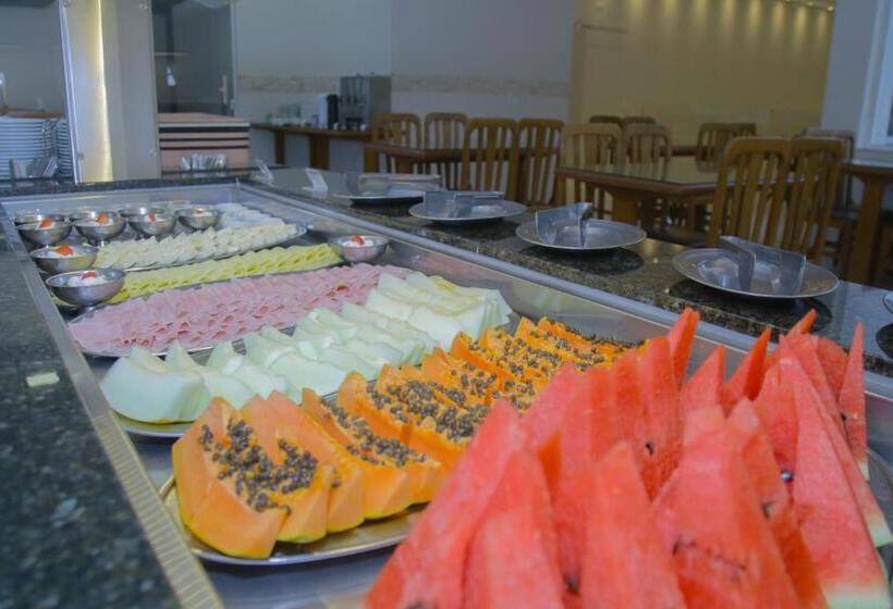 בית מלון כפרי Lito Palace