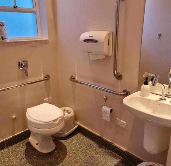 בית מלון כפרי Lito Palace