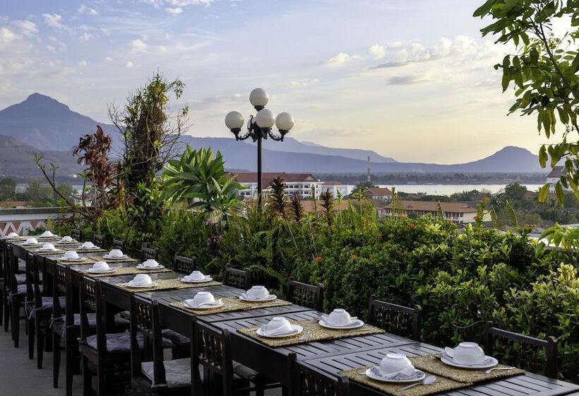 Pakse Hotel & Restaurant