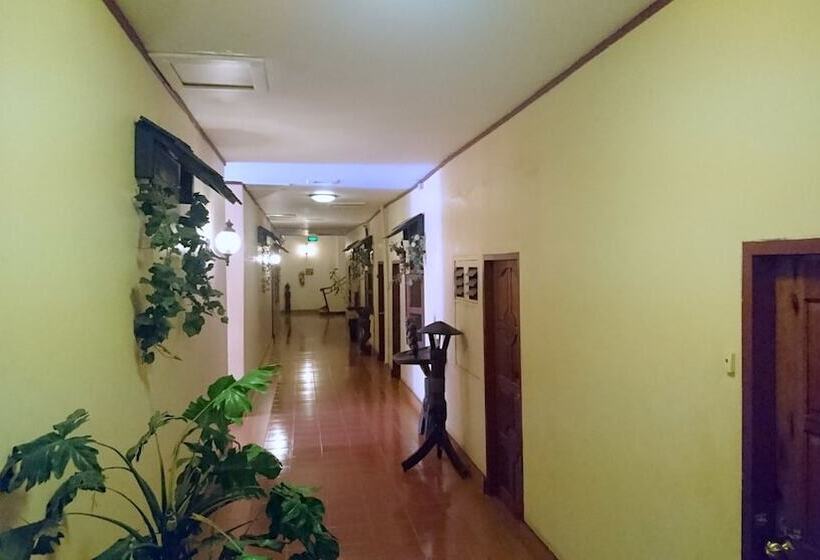 Pakse Hotel & Restaurant