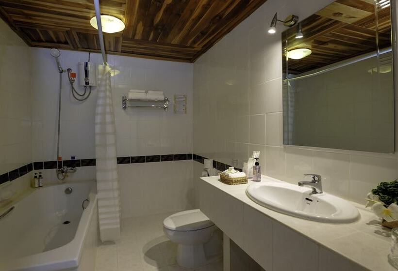 Pakse Hotel & Restaurant