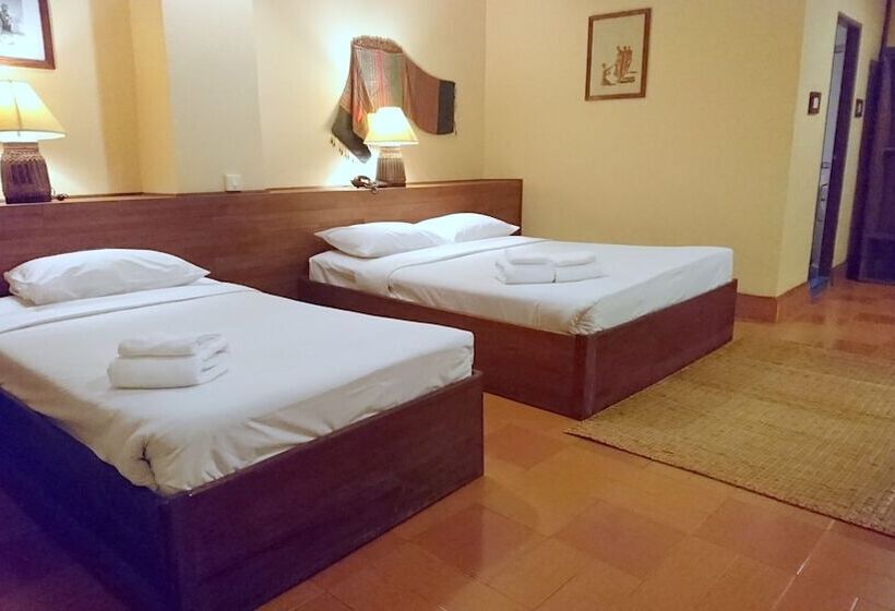 Pakse Hotel & Restaurant