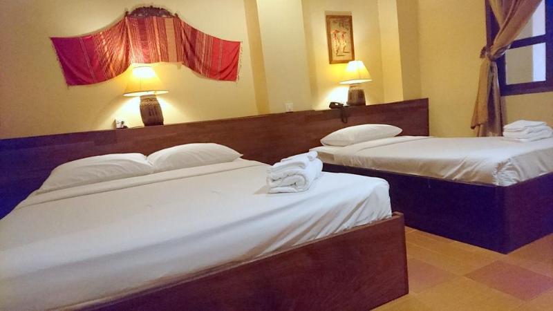 Pakse Hotel & Restaurant