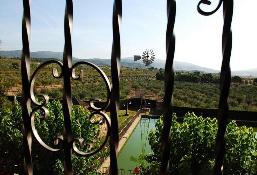 فندق ريفى Caseta Nova