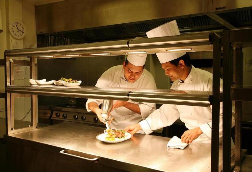 Kilronan Castle Hotel & Spa