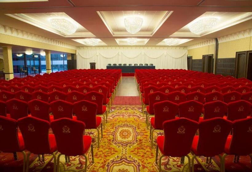 Kilronan Castle Hotel & Spa