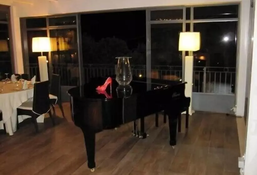 Hotel Albergo Villa Vittoria