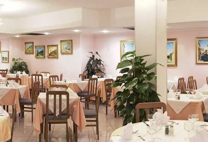 בית מלון כפרי Majore