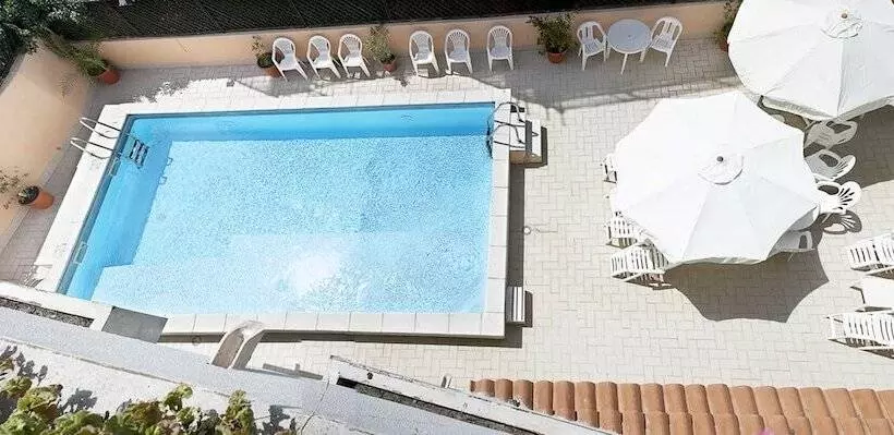 בית מלון כפרי Majore