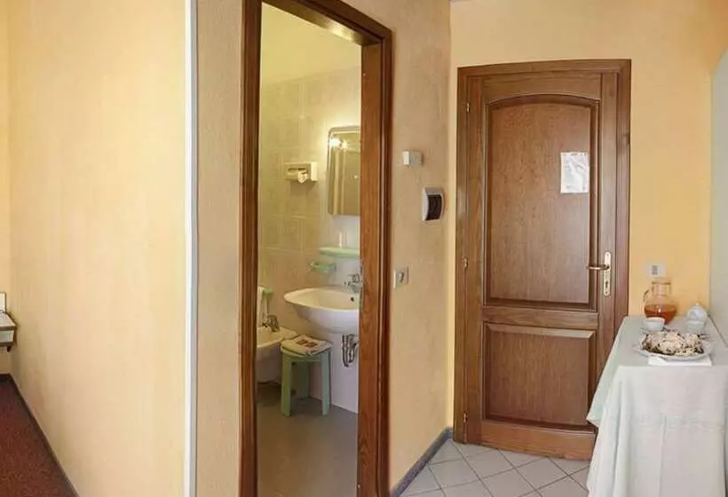 בית מלון כפרי Majore